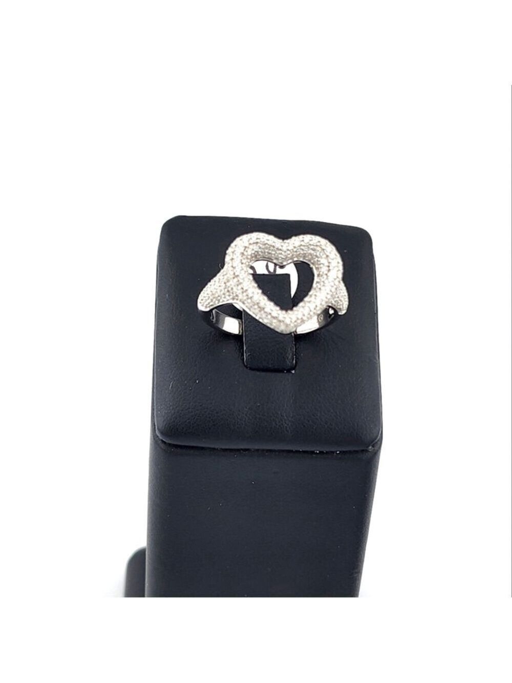 Elegant 925 Sterling Silver Heart Ring – Polished & Chic Design - Picture 4 of 11